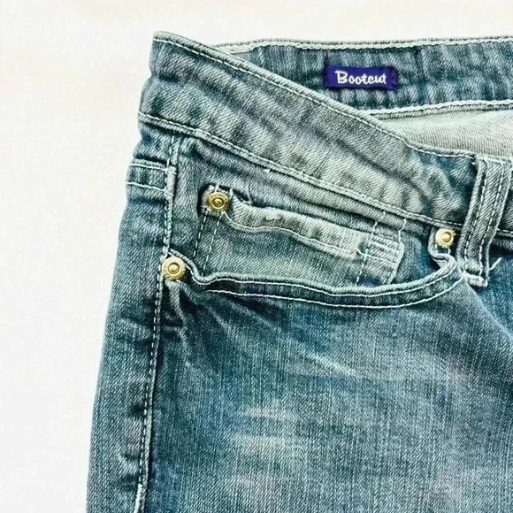 Vigoss Med Wash Lowrise Faded Distress Rhinestone Pocket Bootcut Jeans Size 15 - Picture 4 of 16